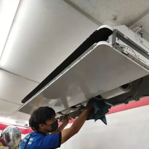 bec39591-7d9f-476d-acf5-556e088b0841